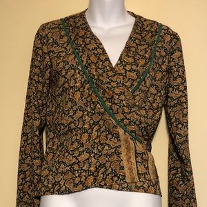 💋Paisley Wrap Around Top
